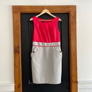 Womens size 10 dress. Super flattering (and not too short).